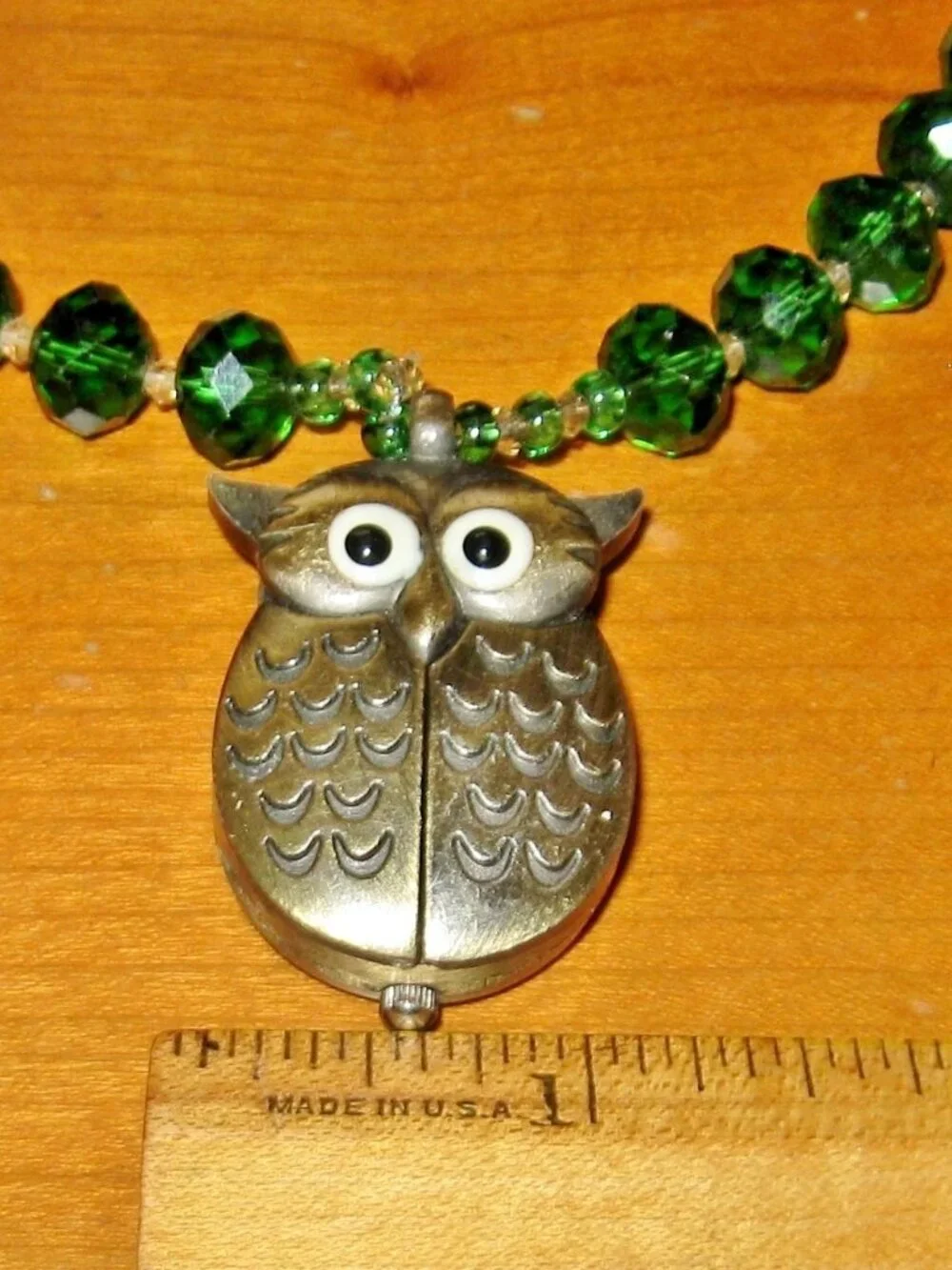 Vintage Owl Clock Pendant w Green Beaded Necklace DBS Quartz Bronzetone Clock